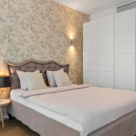 Apartament One Tower Bucureşti