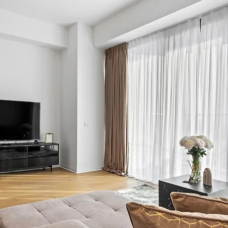 One Tower Apartament