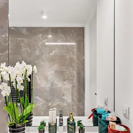 One Tower Apartamento