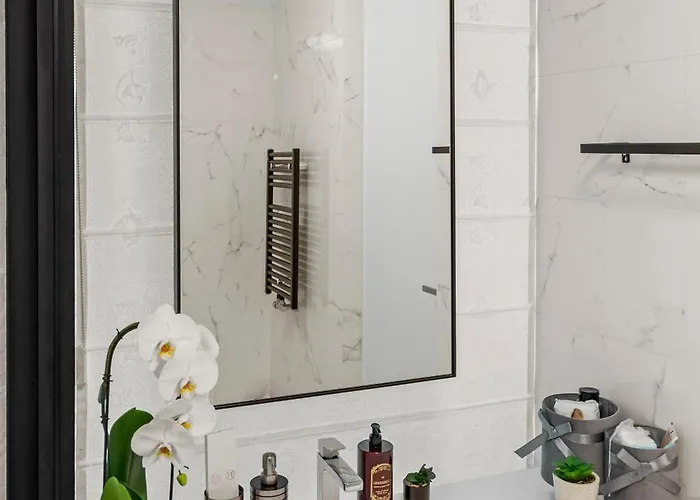 One Tower * Bukurešť